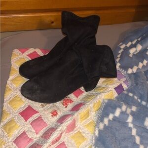 Black Women's Mid-Calf Suede Boots - Classic Style